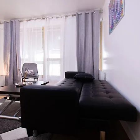 Stylish Escape In The Vibrant 11th Arrondissement 아파트 파리